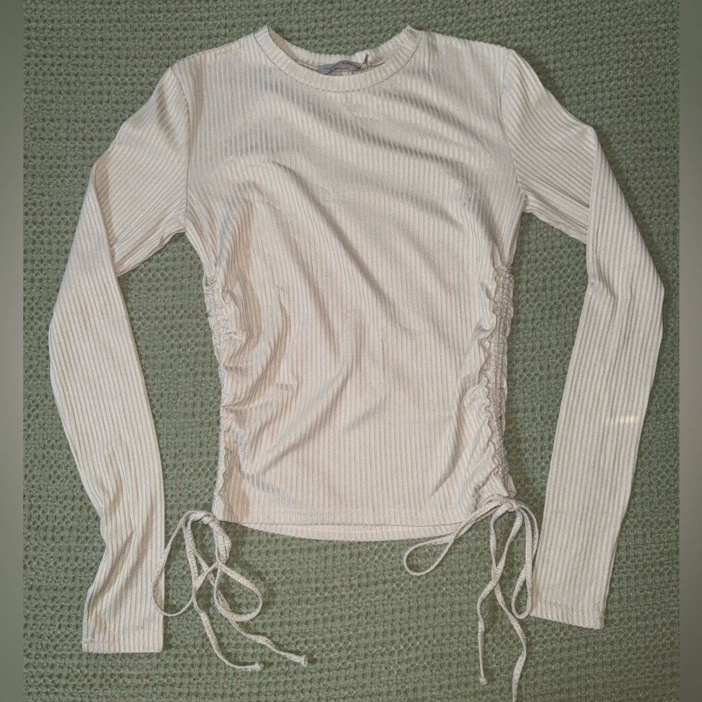 Elegant Ribbed Cream Long Sleeve Top